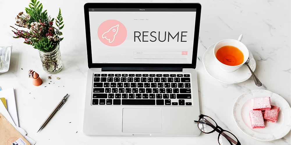 What Your Resume Should Look Like To Get Job Offers Right Off The Bat