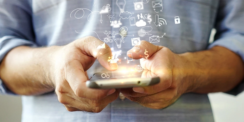 What you must know about mentioning your social media in a resume