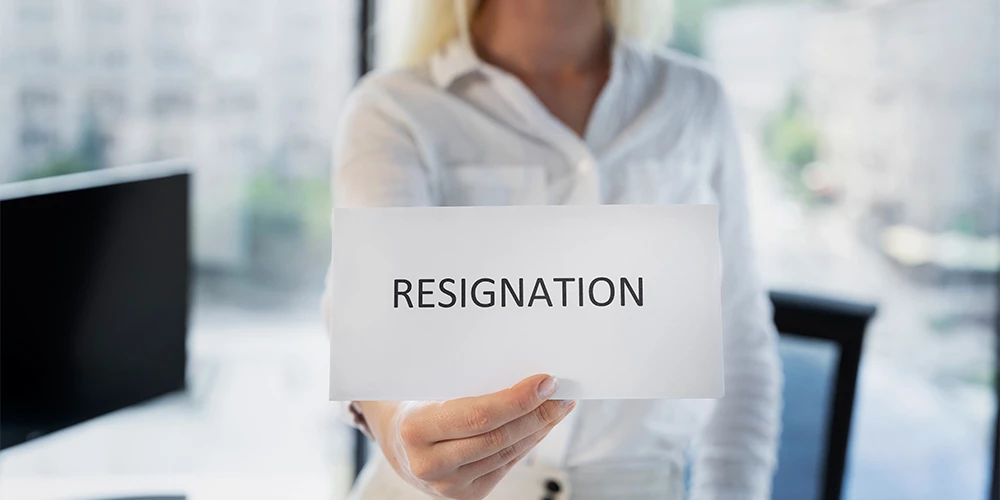 3 wrong reasons to quit your job