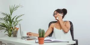 Professional managing side hustle work from laptop — best side hustles for extra income