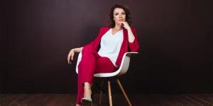 Entrepreneur facing challenges while launching a new business — startup obstacles guide