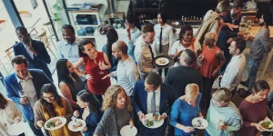 5 conversation starters for you to shine at the next networking event