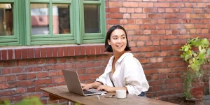 Answering common resume questions: Which resume format is the best?