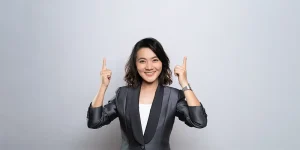 Person reviewing a list of resume mistakes to avoid — 24 resume mistakes to avoid in 2025