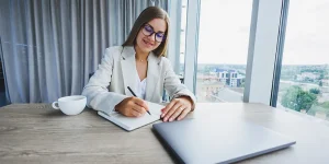 Resume with strong bullet points highlighted by recruiter — resume bullet points