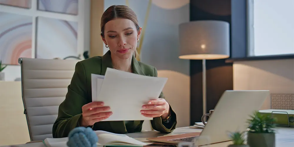 How to review your resume before applying for a job